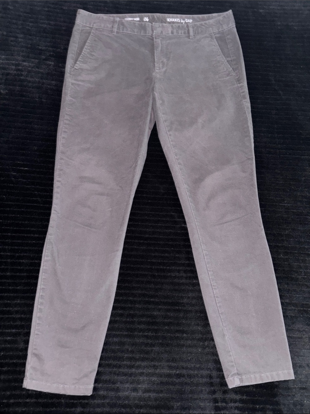 GAP Khakis Skinny Mini Pants — Taupe